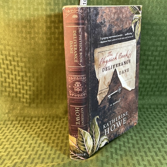 The Physick book of Deliverance Dane by Katherine Howe Hard cover book - Picture 2 of 7